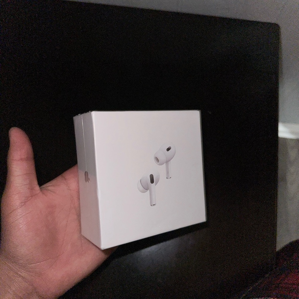 Apple AirPods 2nd Generation with USB Charging Case